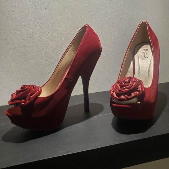 Red rose platform heels - Picture 2 of 2